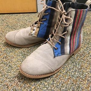 TOMS: suede combat boots